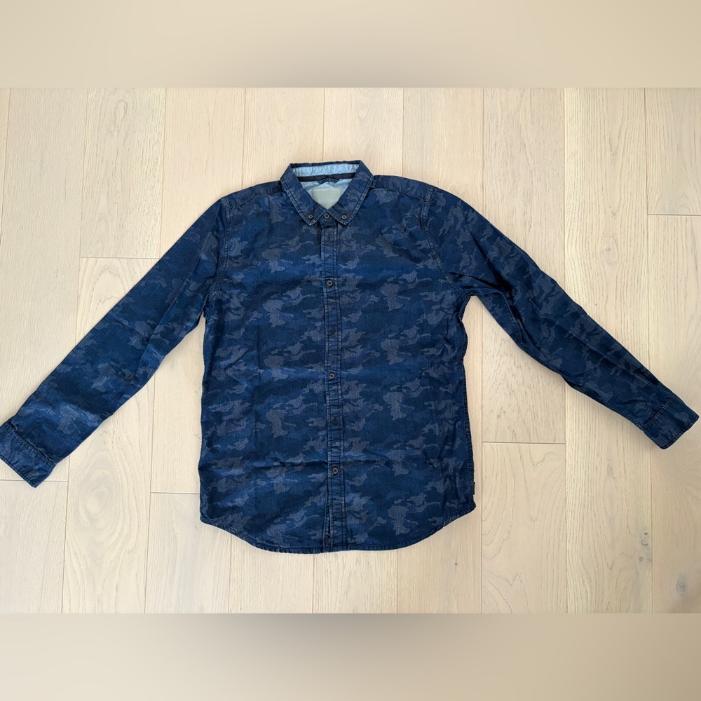 Bench men’s button up